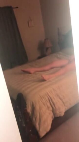 Caught MILF step mom masturbating on Snapchat and she couldn't stop