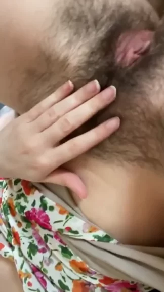 Cute nerdy girl in sun dress never shaves her pussy